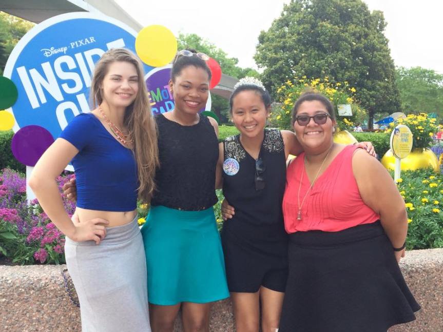 A lil post-lunch birthday adventure at Epcot. 